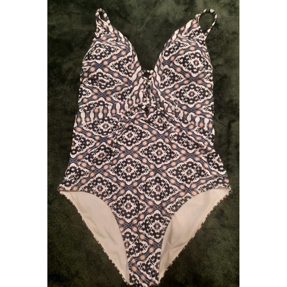 Jessica Simpson Other - Womens One Piece Swimsuit Size Large Summer Vacation